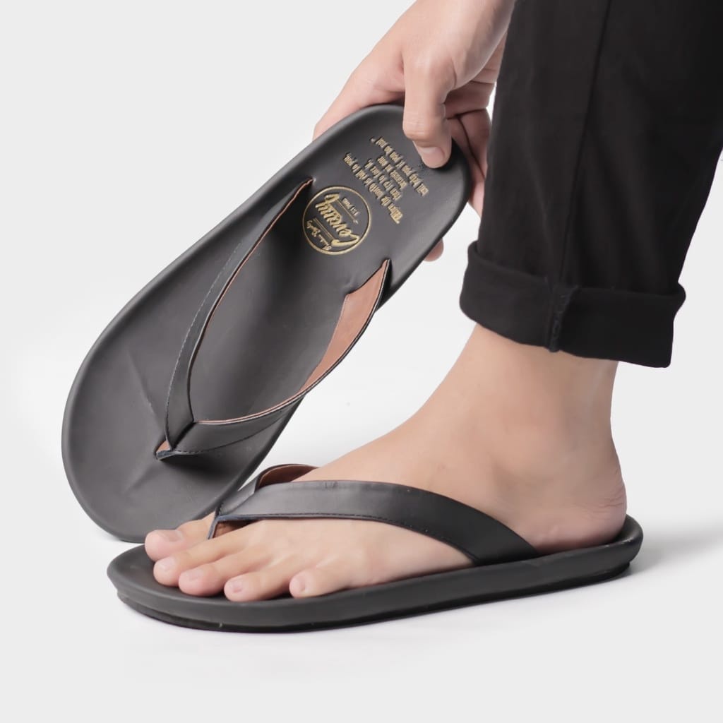 WALLT|Sandal Kasual Kulit Pria Original Distro Model Tali Trendy Kekinan Coklat Hitam