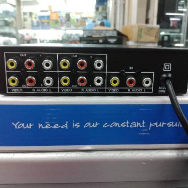 VIDEO AUDIO AMP SPLITTER RAYDEN SB-104VA PEMBAGI VIDEO IN 1 OUT 4