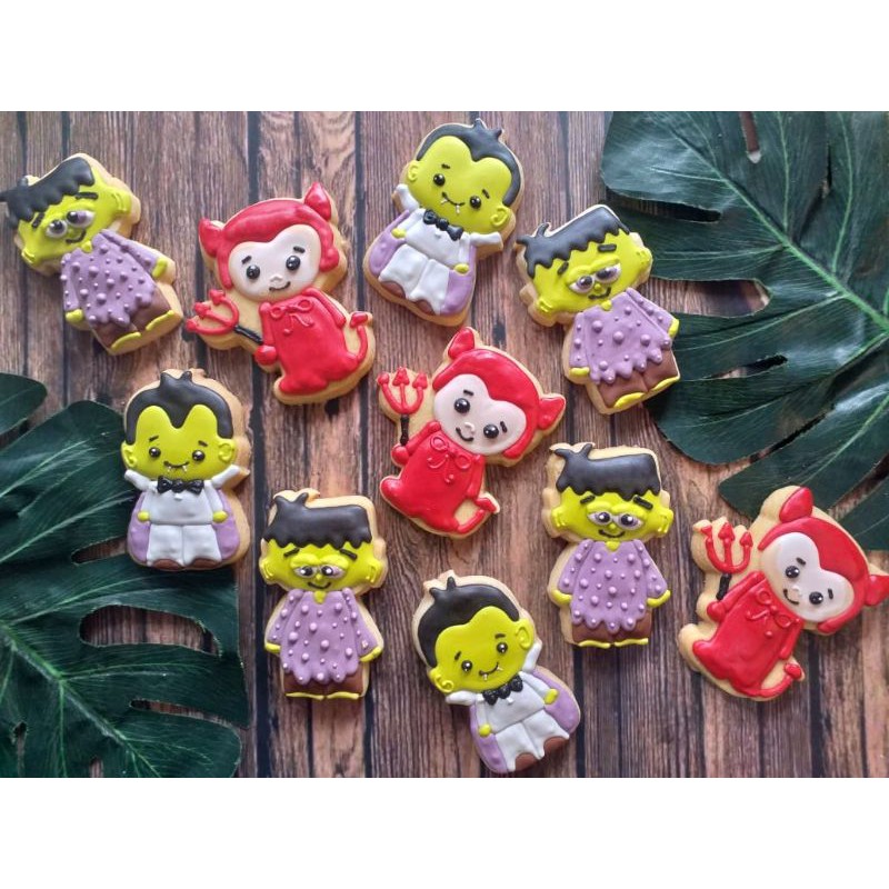 

.cookies karakter lucu kue kering halloween Frankenstein, dracula , little devil ( ds bgr )