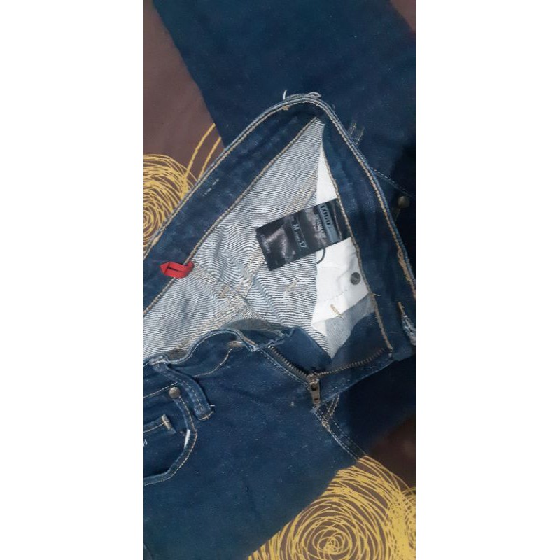 logo jeans ori preloved