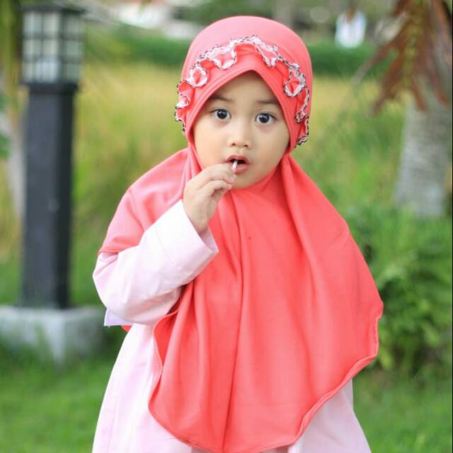 hijab anak qinara