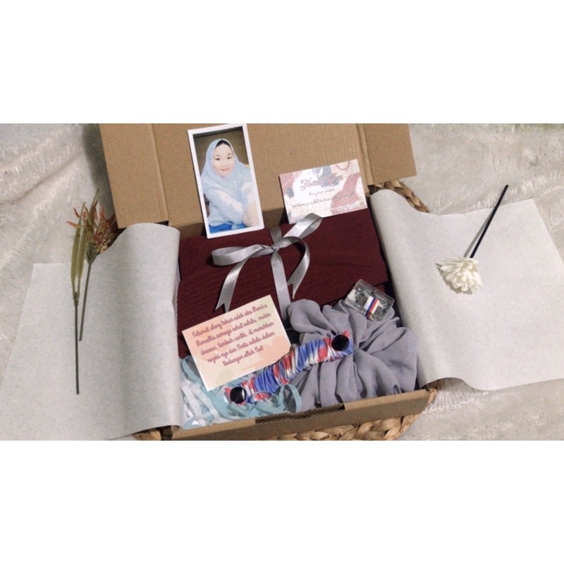 

GIFT BOX BIRTHDAY | WEDDING | ANNIVERSARY