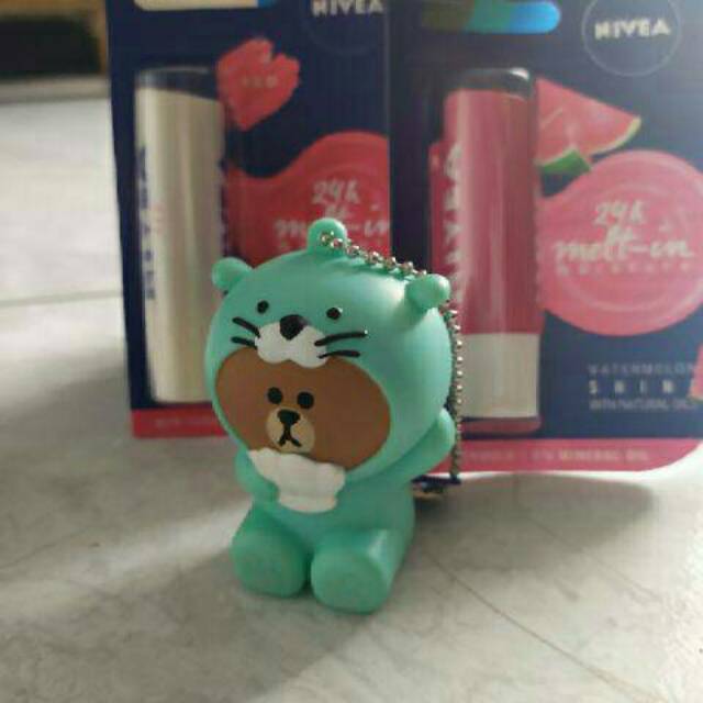 Bundle 2 Lipbalm Nivea + Brown OTTER Lip Holder / Gantungan LINE Otto