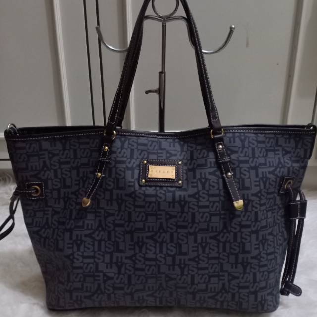 Tas second sisley
