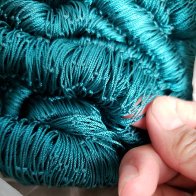 Jaring ikan nilon 2 " D 9 100 x 100 (T 5 m x 90m)