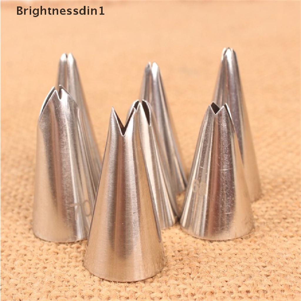 7pcs / set Nozzle Icing Piping Krim Kue Bentuk Daun Bahan Stainless Steel 1 In 1