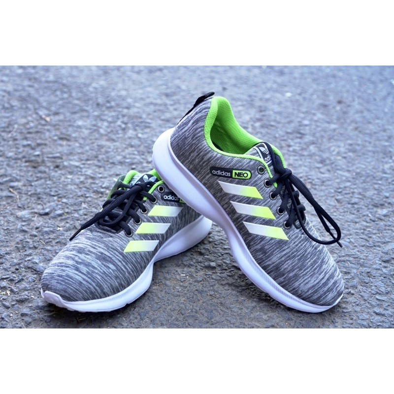 SEPATU SPORT SNEAKERS PRIA WANITA