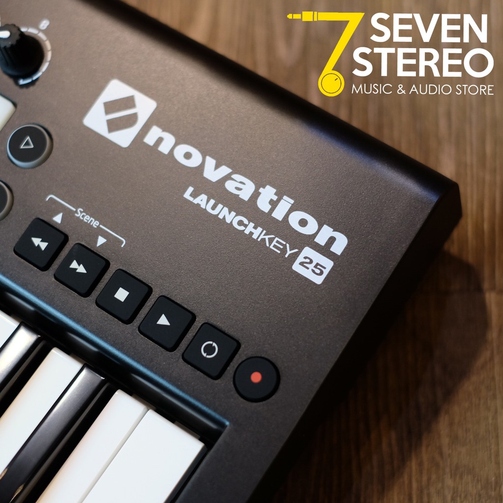 Novation Launchkey 25 MK 3 Keyboard Controller