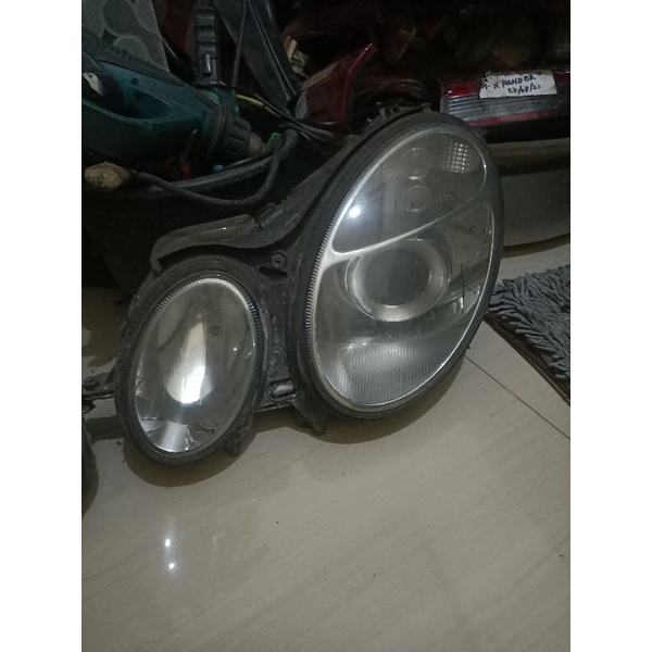 headlamp lampu depan w211 E260 2003 original