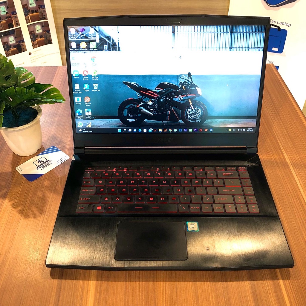 LAPTOP MSI NVIDIA i7 Gen 8th Ram 8 GB SSD 128 + 1TB HDD Second Bekas