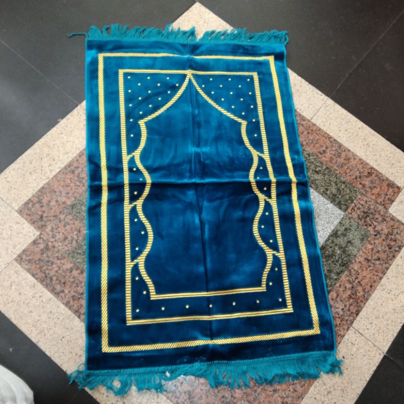 SAJADAH TURKEY PREMIUM/SAJADAH BESAR POLOS WARNA 70X110