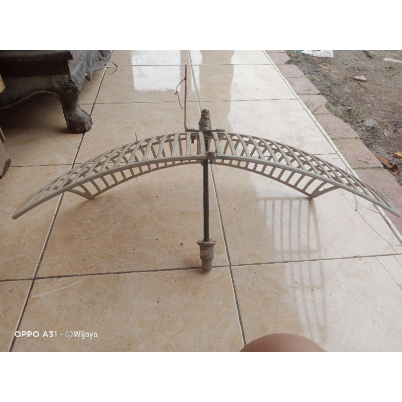 Antena Grid Kenbotong 2.7Dbi