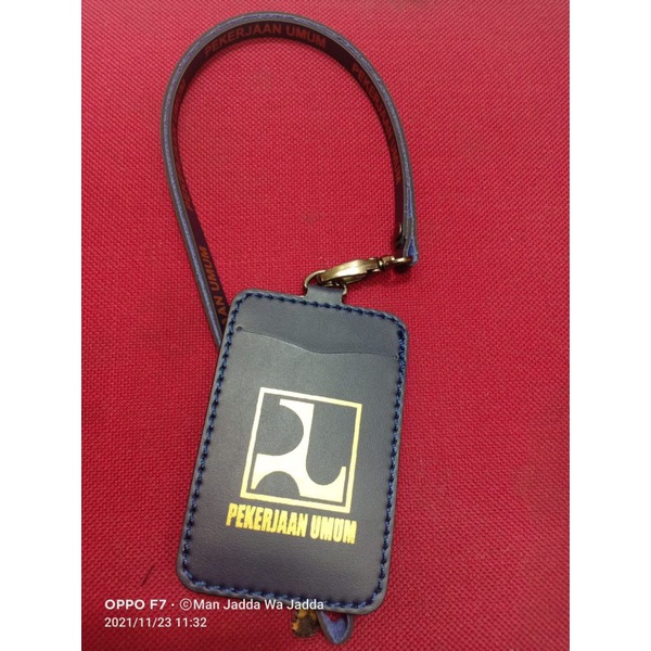 

TALI ID CARD PLUS SABLON LOGO PU BAHAN KULIT SINTETIS
