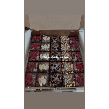 

brownis panggang/ coklat/ snack coklat/ cemilan coklat/ brownis / UK 20×20