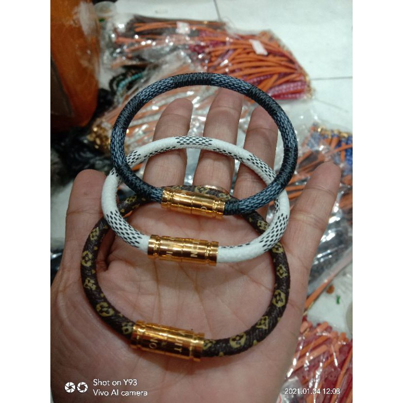 gelang kulit model bulat