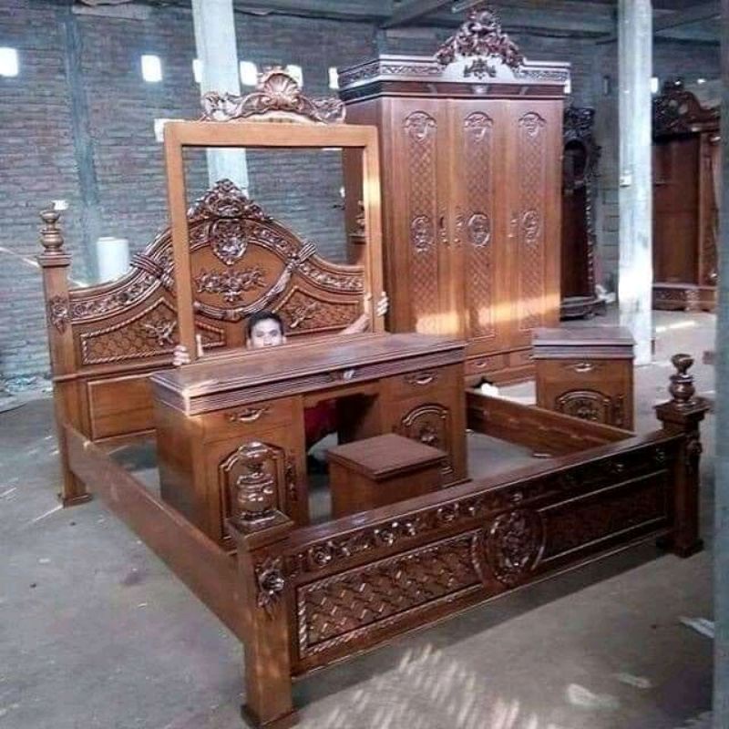 kamar set arimbi ukir tempat tidur mejarias almari nakas kayu jati furniture klasik mewah modern fur