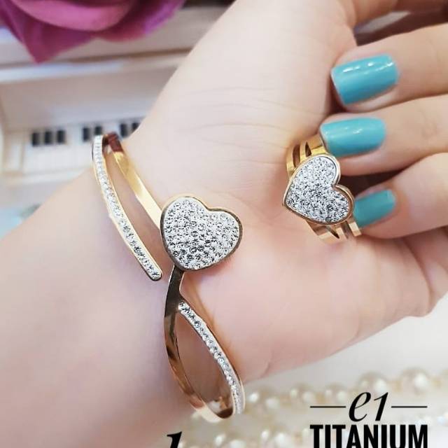 Titanium gelang dan cincin 0732