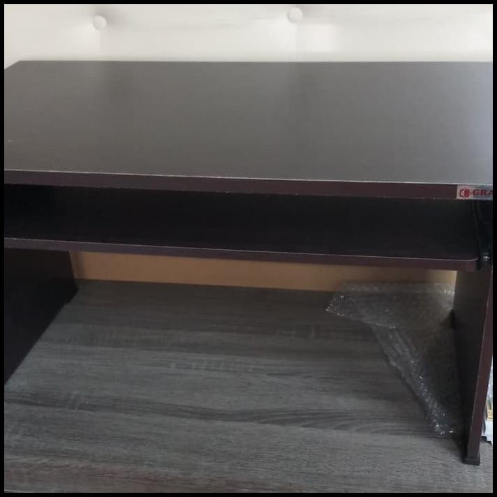 TERLARIS MEJA KOMPUTER/LAPTOP LESEHAN GRACE 602 LS B PALING MURAH