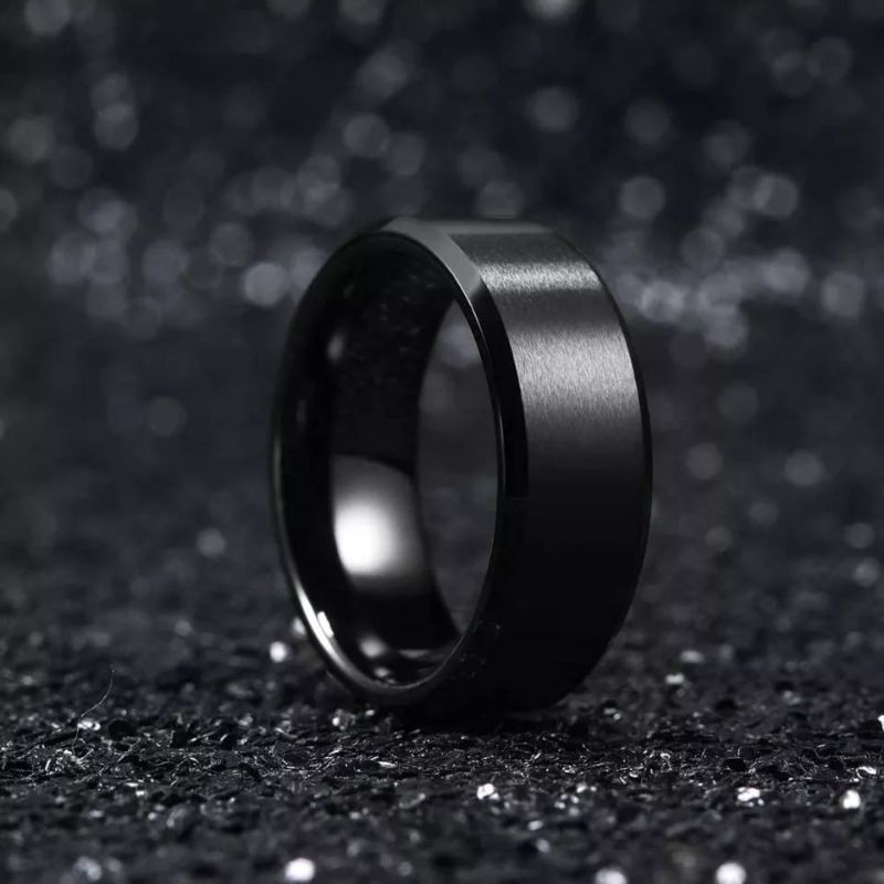 Cincin Polos Titanium Doff Hitam Emas dan Silver Pria dan Wanita