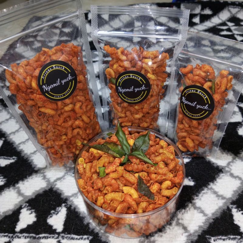 

MAKARONI PEDAS DAUN JERUK