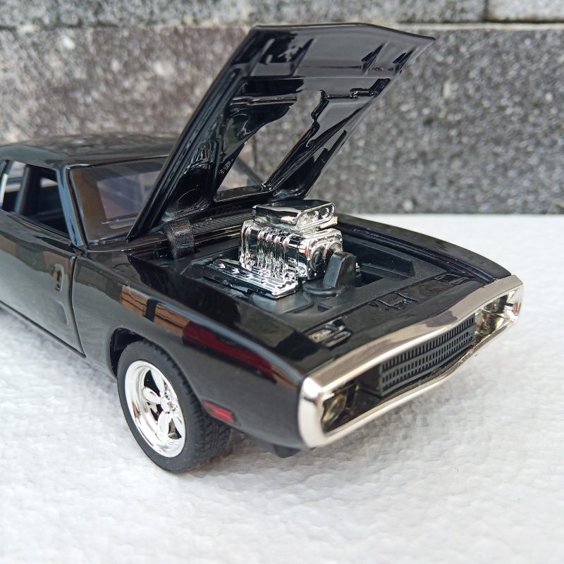 Parfume Pewangi Pengharum Mobil Parfum Pajangan Miniatur Mobil 1970 Dodge Charger R/T Vin Diesel FF7