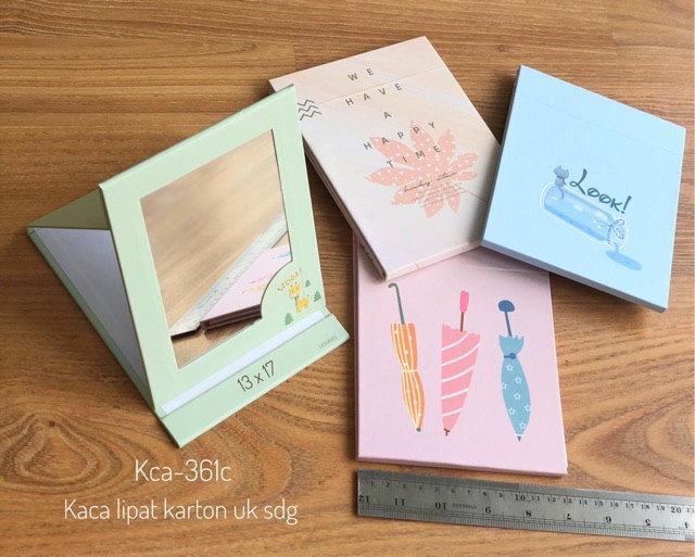 Cermin Kaca Makeup Lipat / Kaca Rias Lipat