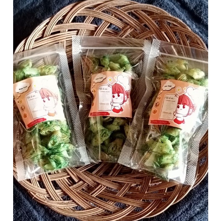 

[45g] Viansnack LUMRING (LUMPIA KERING) BALADO IJO PEDAS /Makanan ringan/snack makanan ringan kekinian/ MAKANAN PEDAS