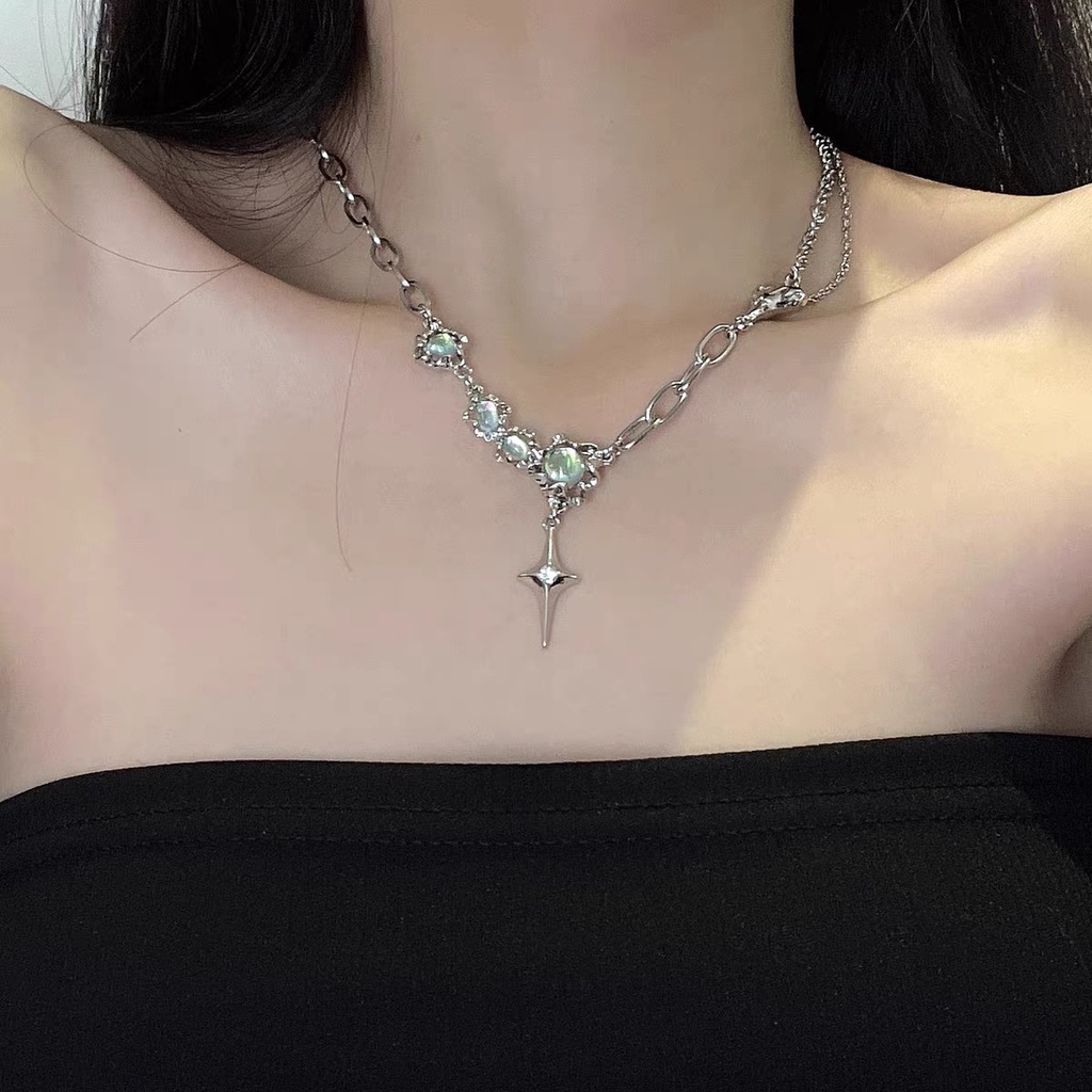 YEEZII Kalung Choker Rantai Silver Hias Batu Bulan Bintang Untuk Wanita