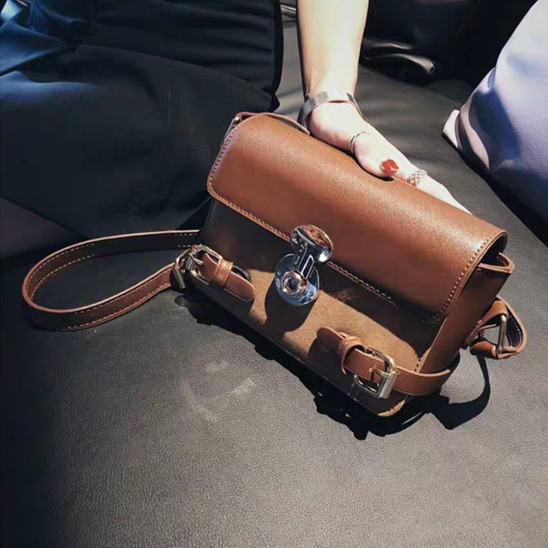 tas impor wanita batam murah selempang bahan kulit sentetis terbaru sling bag cewek kualitas baik