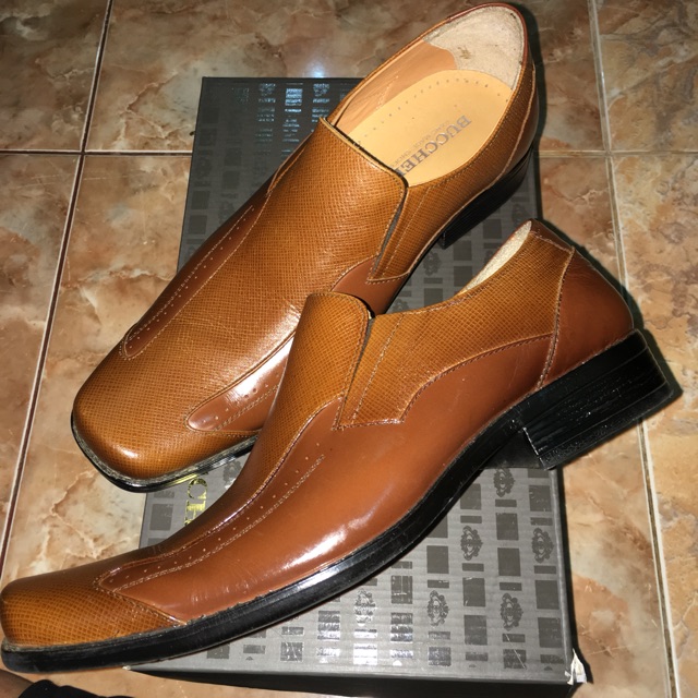 Sepatu Pria Buccheri