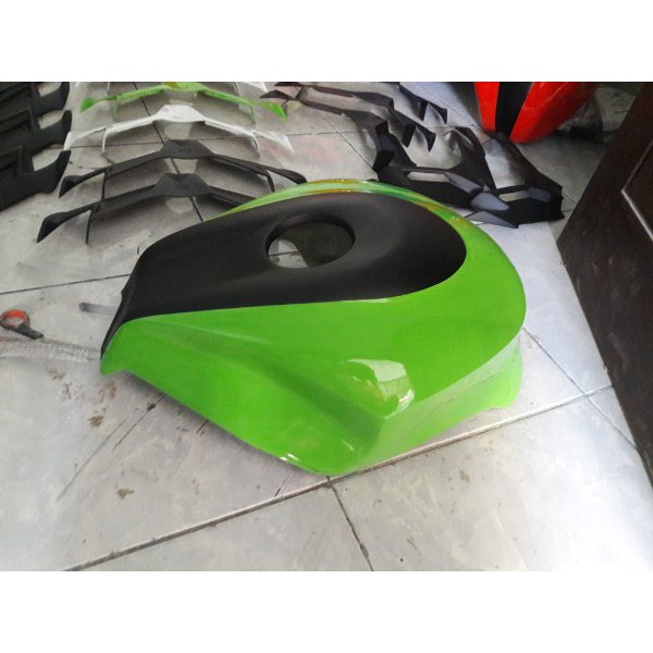 kondom tangki ninja 250 karbu