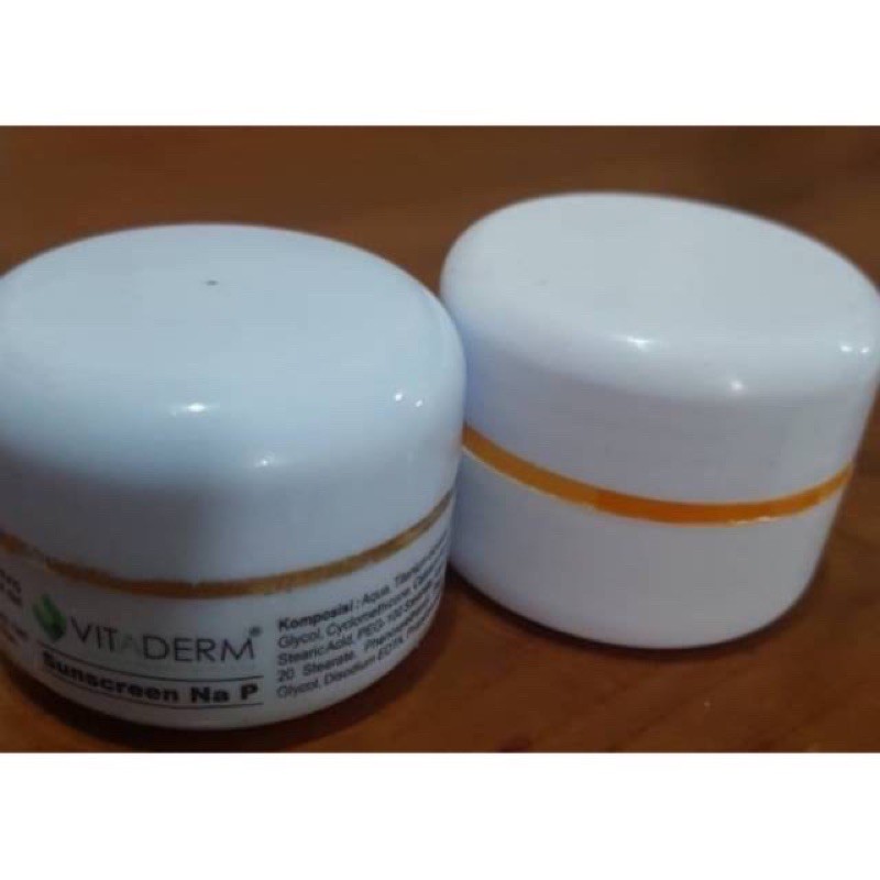 cream malam/cream pencerah/cream malam vitaderm