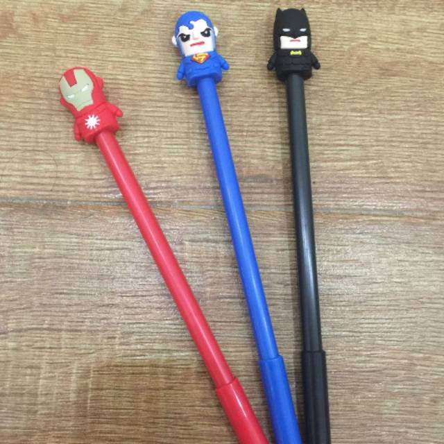 

Pulpen superhero