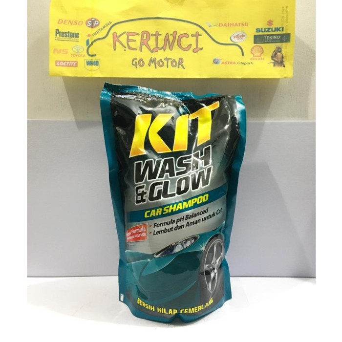 KIT WASH & GLOW CAR SHAMPOO - SHAMPOO WASH & GLOW CAR KIT 800ml
