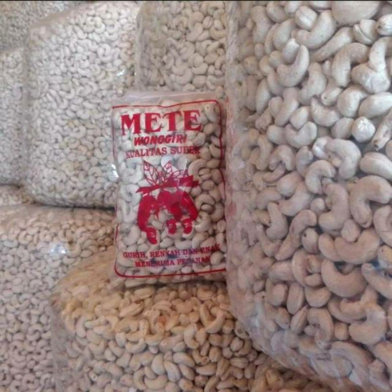 kacang mede asli wonogiri mentah belum digoreng//kacang mede wonogiri 1 kg