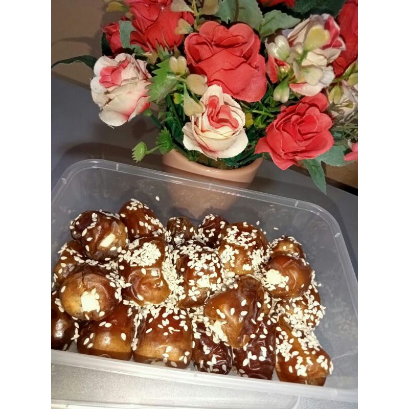 

Kurma Sukari isi keju wijen kurma sehat oleh oleh 250gr