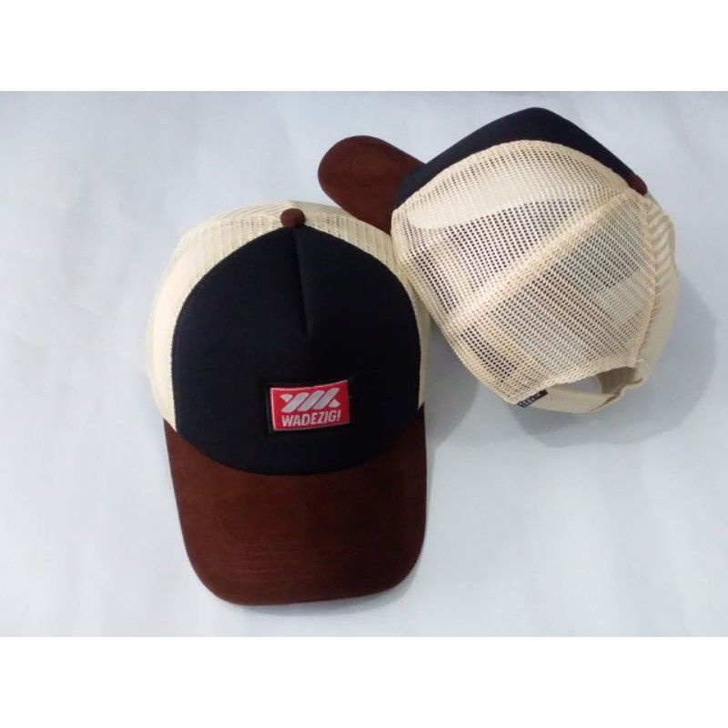 TOPI TRUCKER WADEZIG