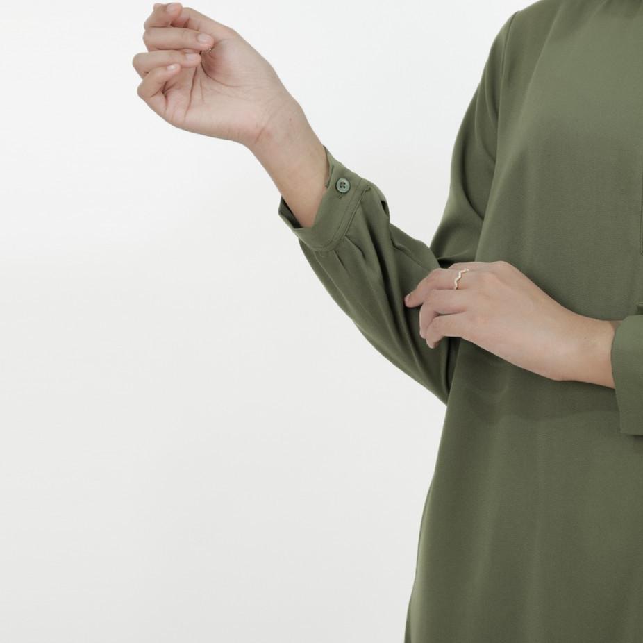 Tertarik--Baju Tunik Wanita Hitam Putih Panjang Polos Tunic Busui Oversize Import Terbaru Jumbo Ld 1