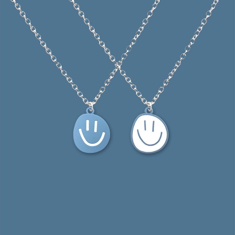 Kalung Smiley Warna-warni Yang Manis Dan Imut Hadiah Kalung Kartun Pacar/pasangan Romantis