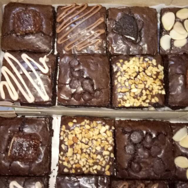 

Fudgy brownies toping Suka-suka
