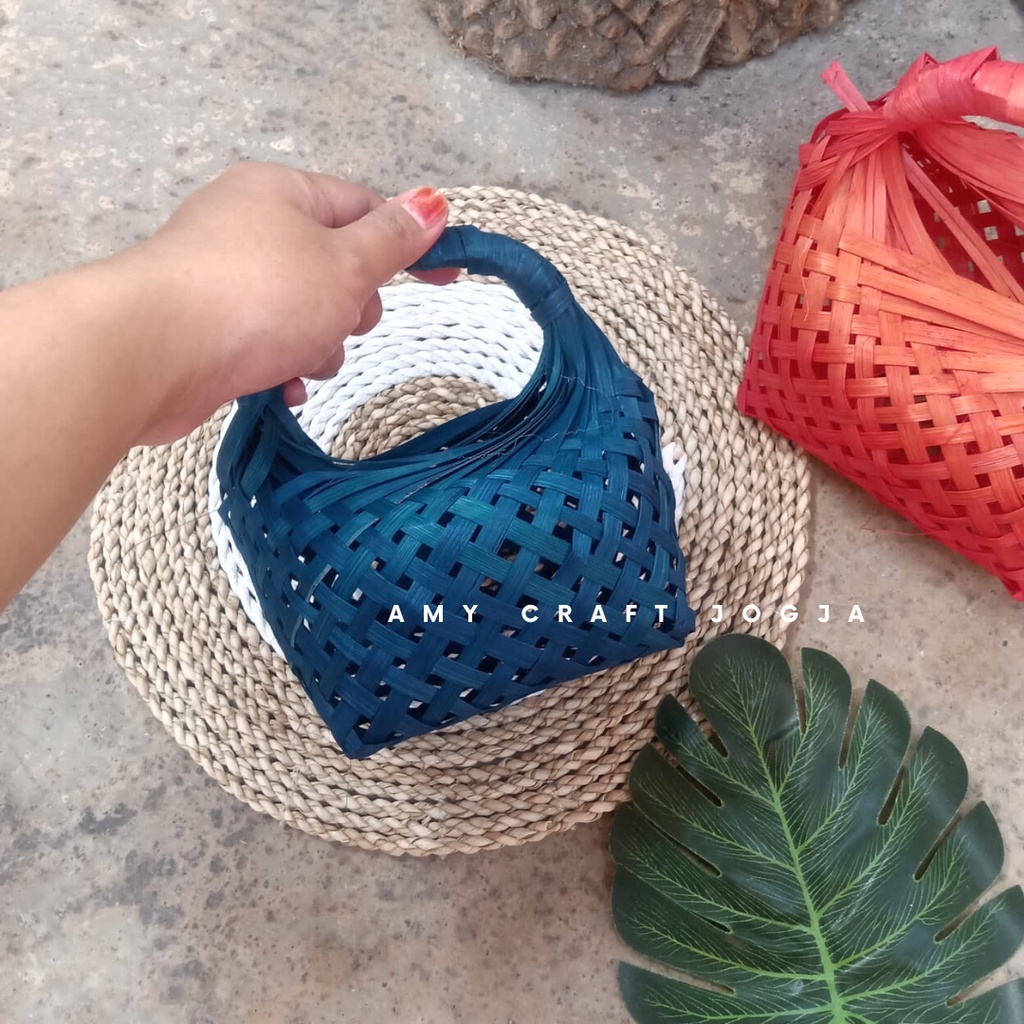 Tas Permen bambu 10cm M Warna/Tas Telur Mini/Tas Anyaman Bambu/Tas Bambu/Tas Keranjang/Tas Bambu