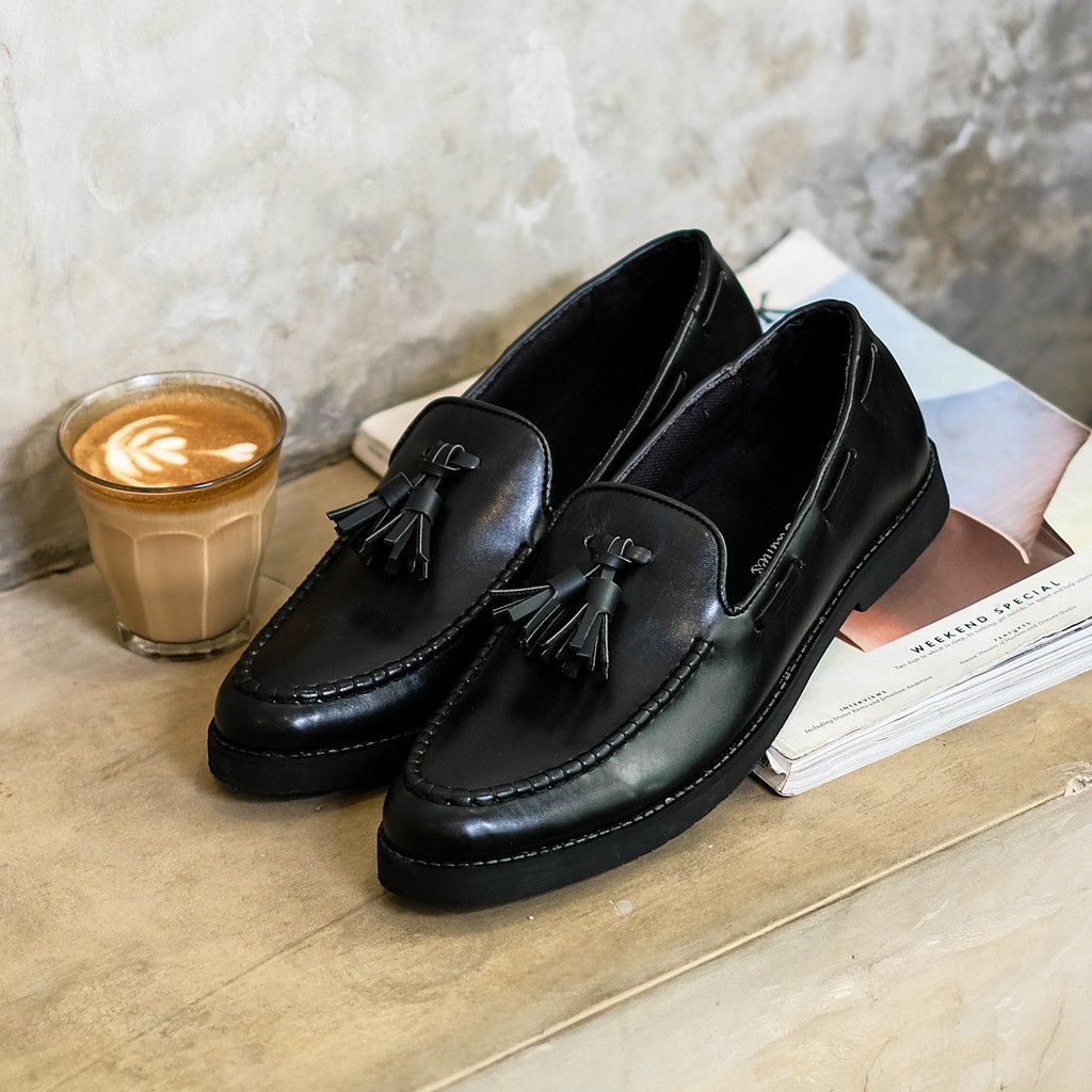 Porto Black | Sepatu Tanpa Tali Hitam Loafers Pria Casual Kerja Formal Kantor Laki | FORIND x Giant Flames