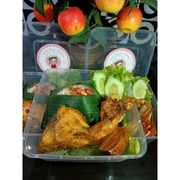 

Nasi liwet komplit