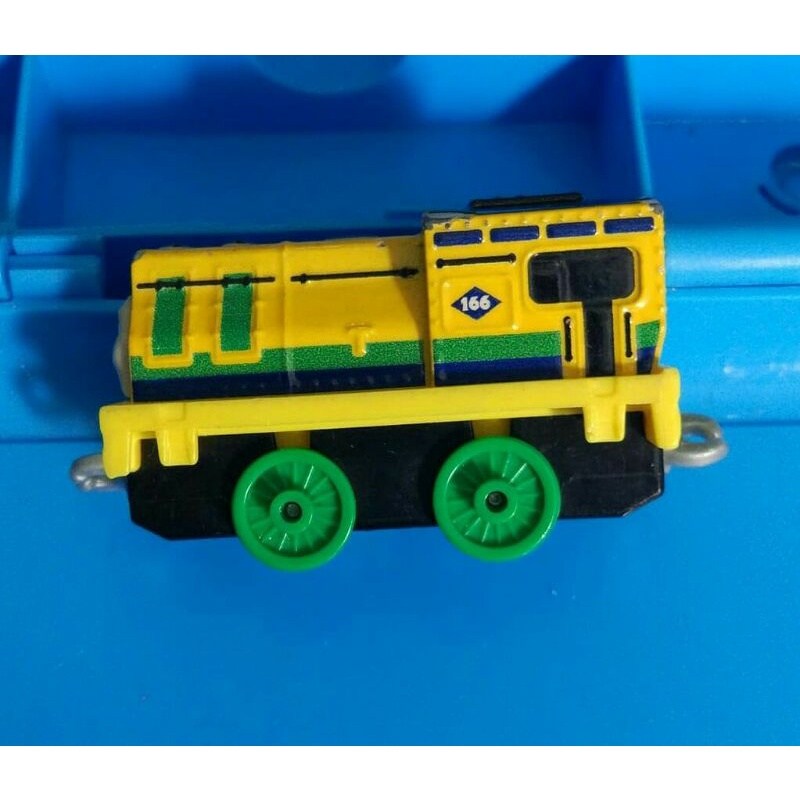 FISHER PRICE THOMAS AND FRIENDS ADVENTURES RACING RAUL PRELOVED/SECOND
