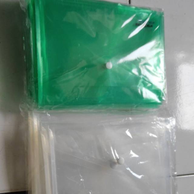 

Map Kancing A5 InterX isi 12 pcs