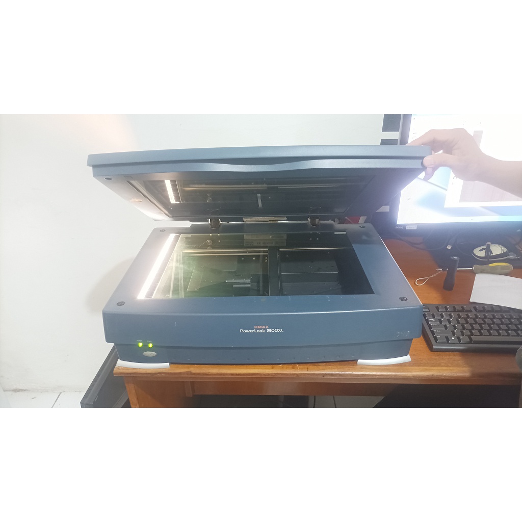 Scanner A3 UMAX PowerLook 2100XL SCSI Gratis +CPU