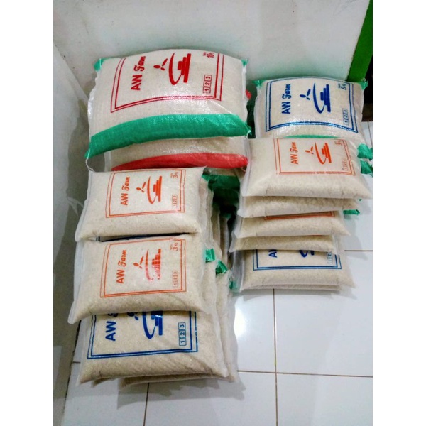 

Beras varietas Mapan P05, hasil pertanian di pedesaan
