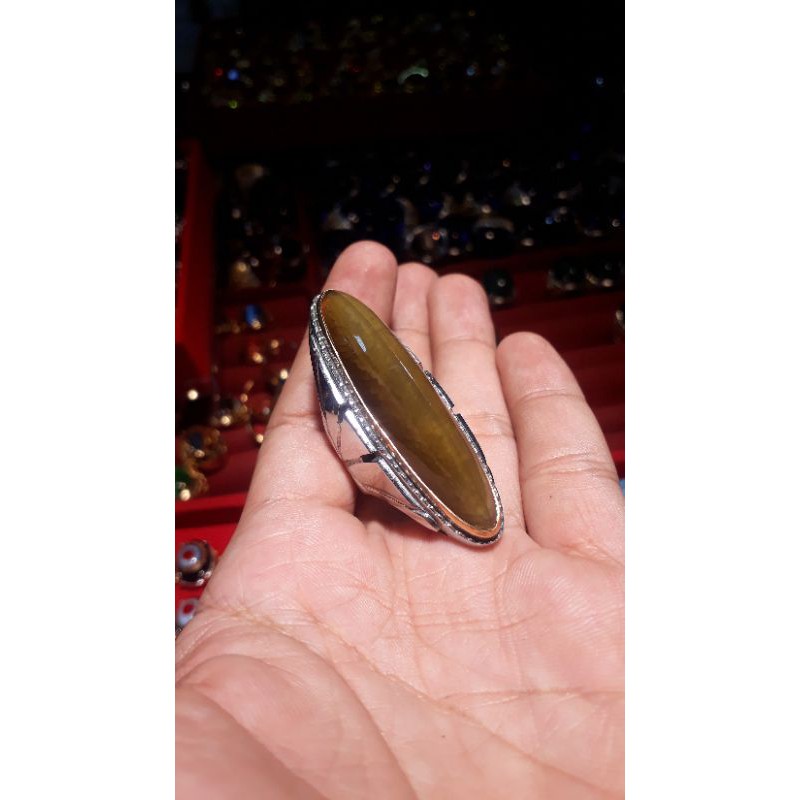 Natural batu pandan oli.