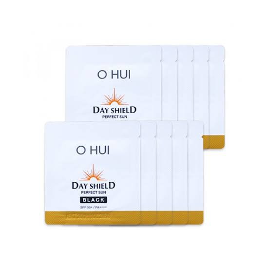 O HUI / OHUI Day Shield Perfect Sun Black/Red SPF 50+ / PA++++ Sample 1mL
