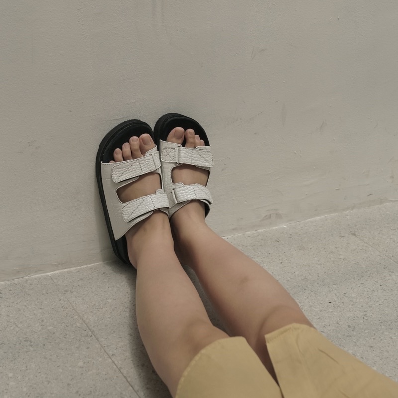 KAIA  ( Sandal Platform - Unisex )